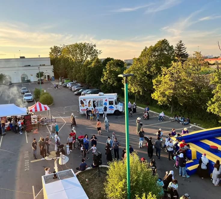 How Food Trucks Increase Local Business Event Attendance